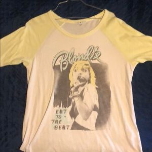 Lightly worn 3/4 Blondie Shirt.